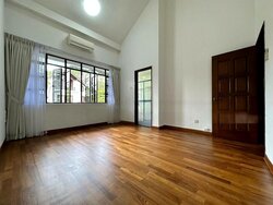 Holland Road (D10), Semi-Detached #457501621